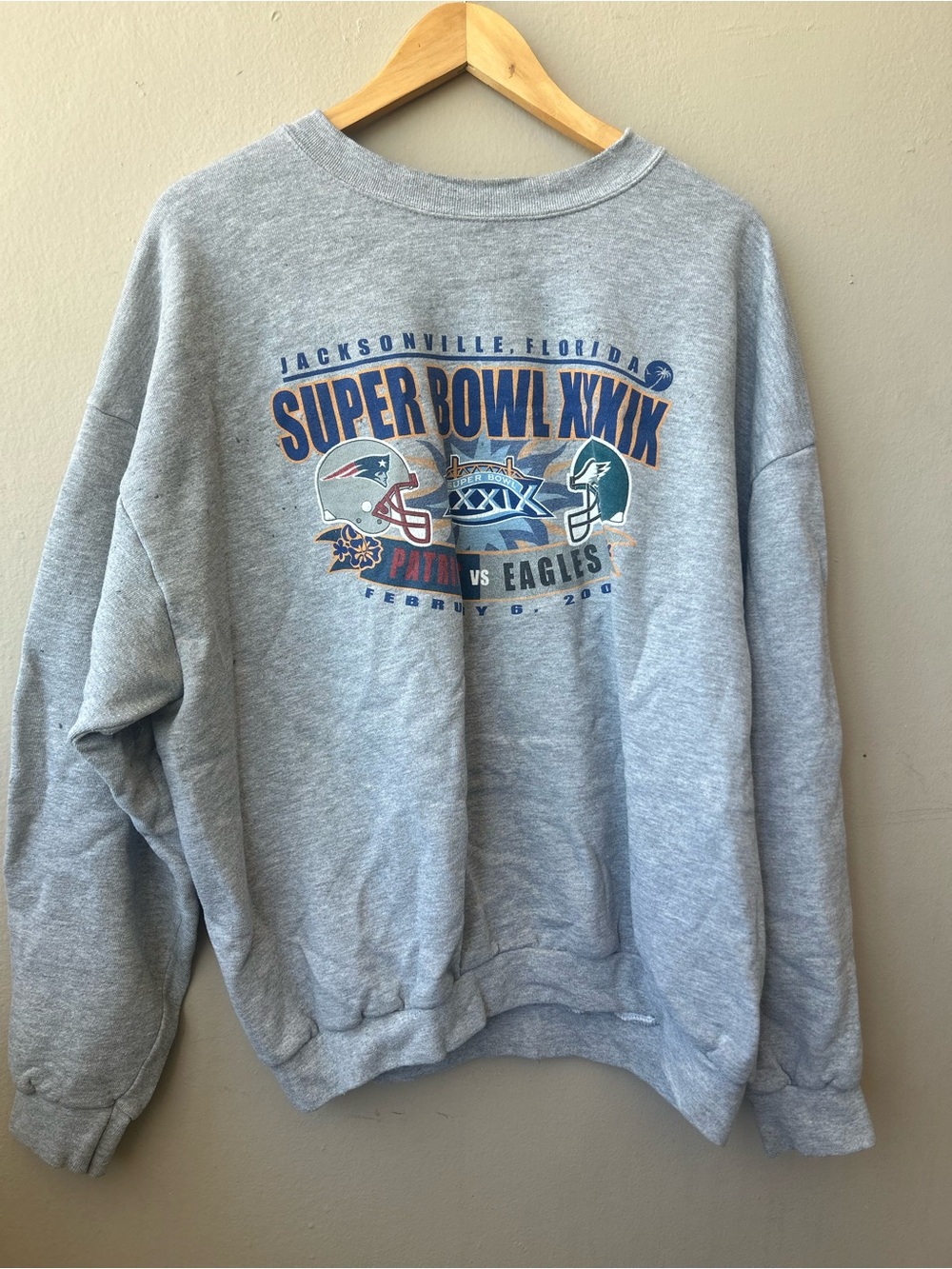 NFL Gray Super Bowl XXIX Crewneck Sweatshirt with Patriots vs Eagles Graphic